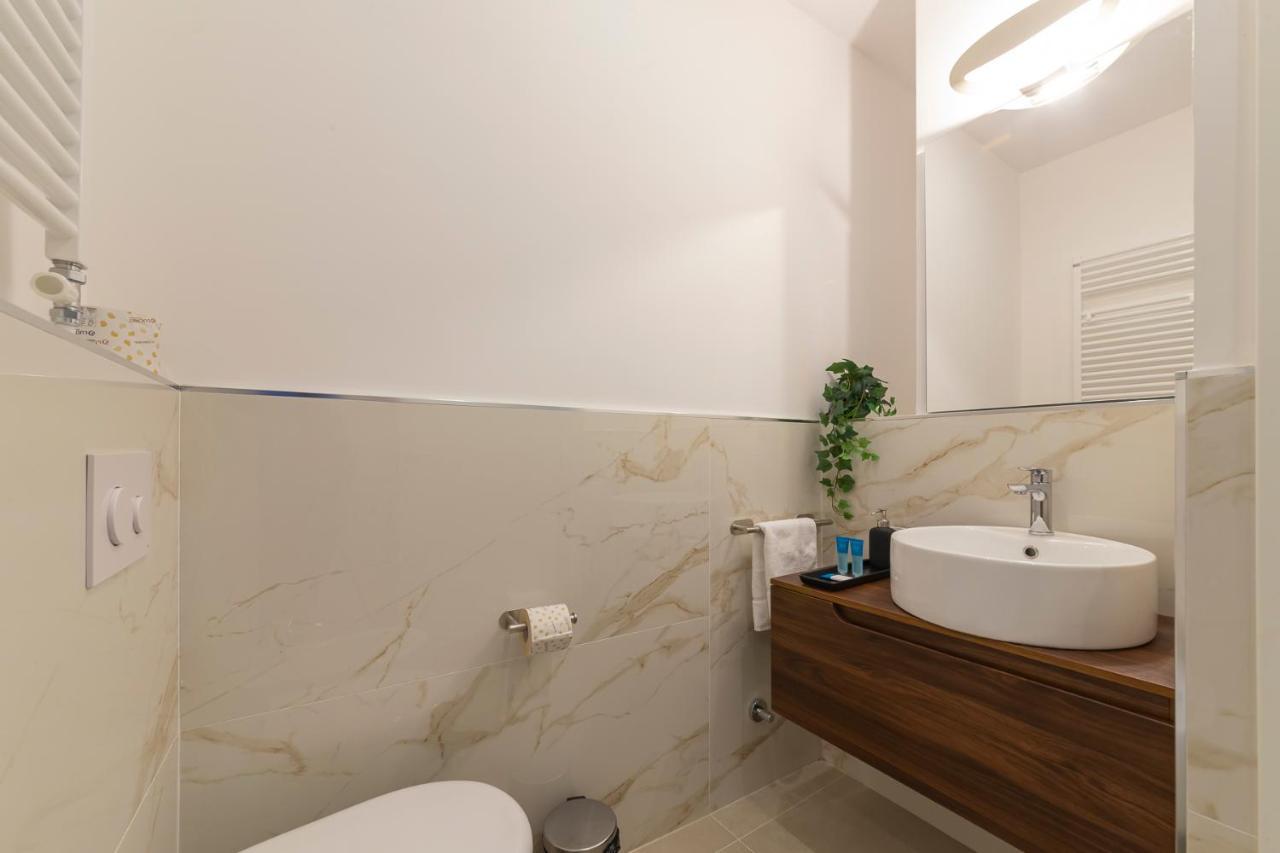 I Host Apartment - Val Strona 밀라노 외부 사진