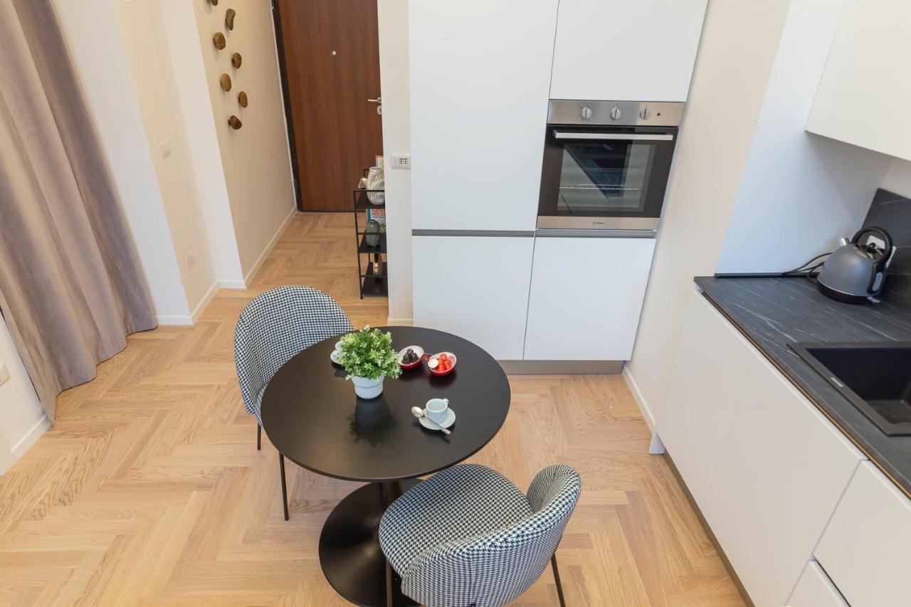I Host Apartment - Val Strona 밀라노 외부 사진